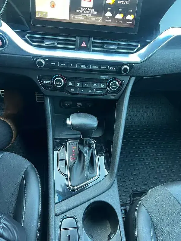 Usata Kia Niro 105 CV (77 kW) 2020 Nero SUV