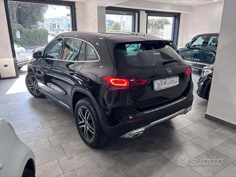 Usata Mercedes GLA220 190 CV (139 kW) 2022 Nero SUV