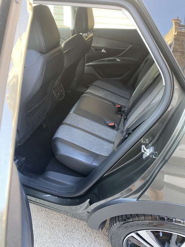 Usata 2018 Peugeot 3008 Allure SUV | 10.500 € (Super prezzo) - Immagine 1/4