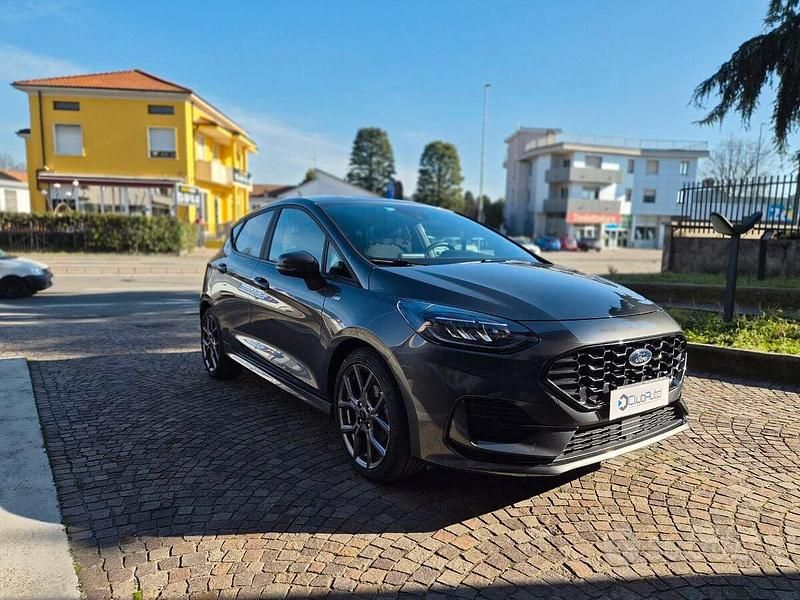 Usata Ford Fiesta ST-Line X 125 CV (91 kW) 2024 Grigio Berlina