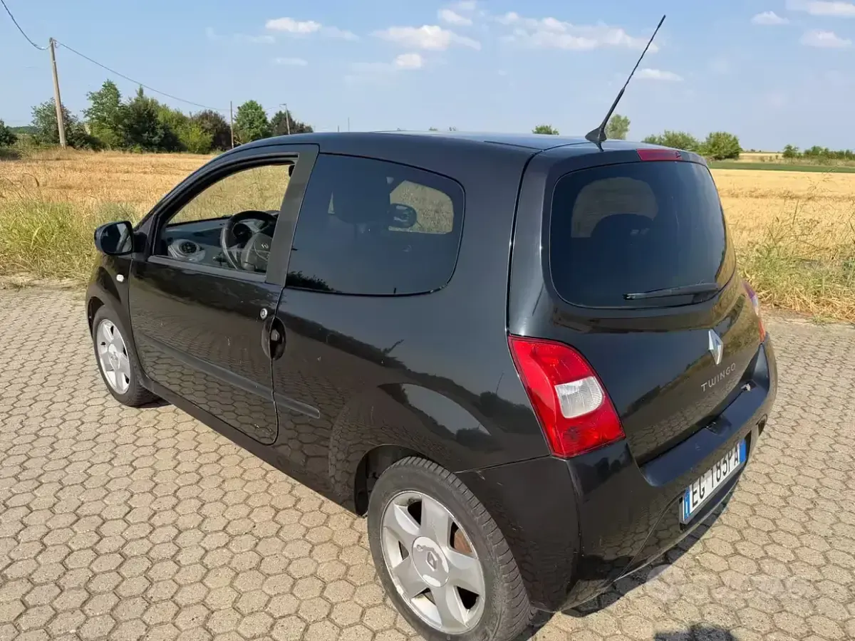 Usata Renault Twingo 75 CV (55 kW) 2011 Nero Utilitaria