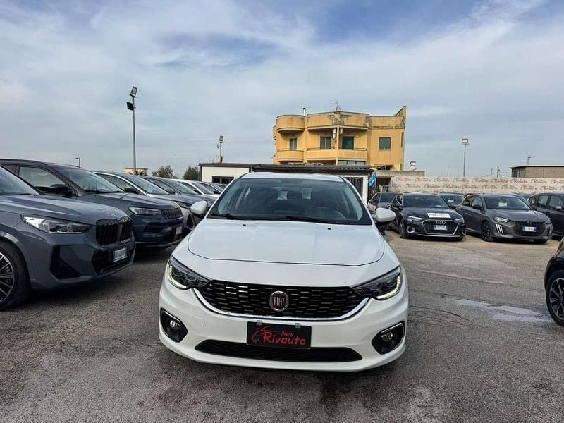 Bianco Usata 2018 Fiat Tipo S Tre volumi | 9490 € (Buon prezzo) - Immagine 1/4