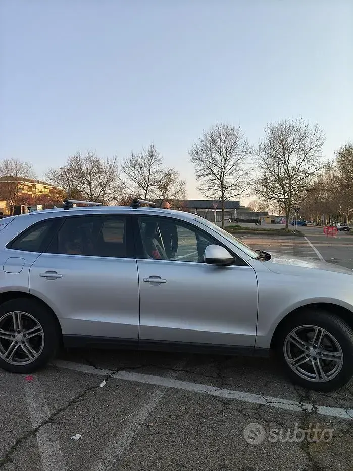 Usata Audi Q5 170 CV (125 kW) 2010 Grigio SUV