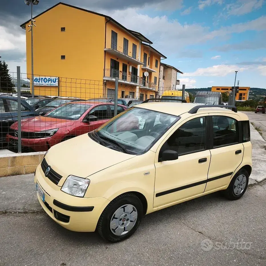 Usata Fiat Panda Dynamic 69 CV (50 kW) 2005 Giallo Utilitaria