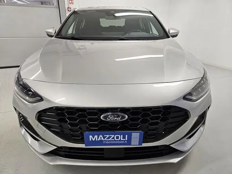 Usata Ford Focus ST-Line 115 CV (84 kW) 2024 Argento Berlina