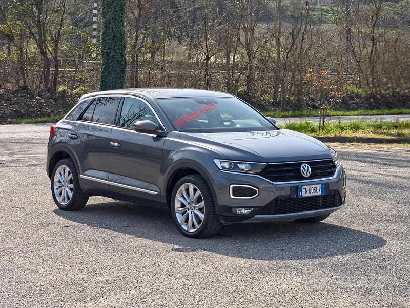 Usata VW T-Roc Advance 150 CV (110 kW) 2018 Grigio SUV