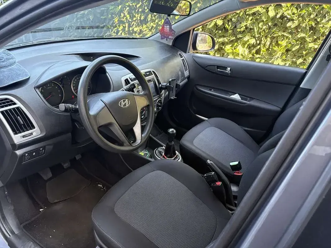 Usata Hyundai i20 Comfort 77 CV (56 kW) 2014 Utilitaria