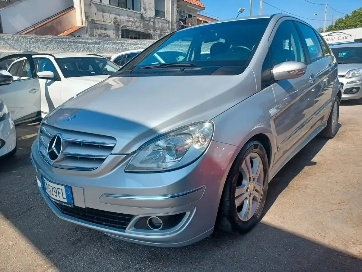 Usata Mercedes B180 109 CV (80 kW) 2008 Monovolume