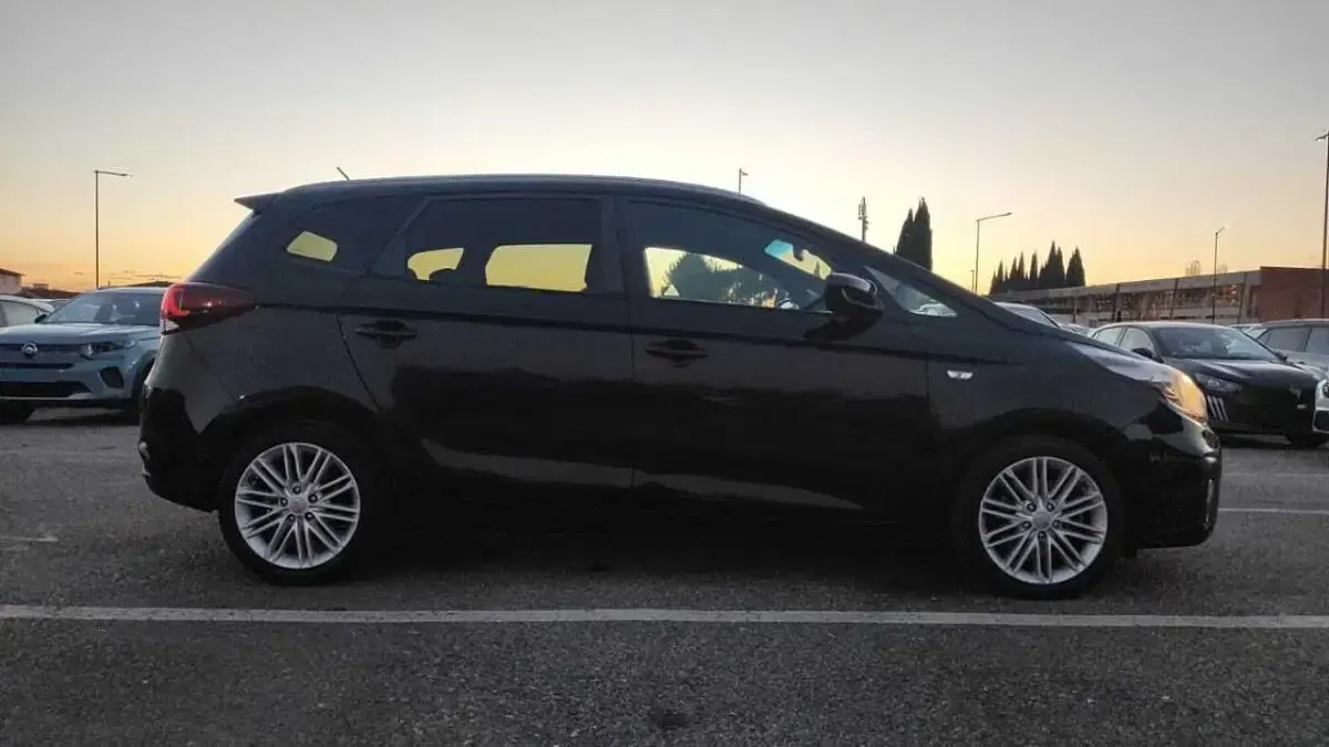 Usata Kia Carens Platinum 141 CV (103 kW) 2018 Nero Monovolume