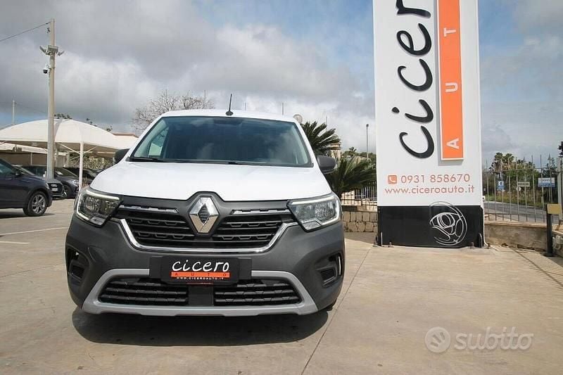 Usata Renault Kangoo Edition One 95 CV (69 kW) 2022 Bianco Monovolume