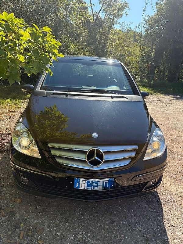 Nero Usata 2006 Mercedes B170 Monovolume | 4500 € (Molto cara) - Immagine 1/4