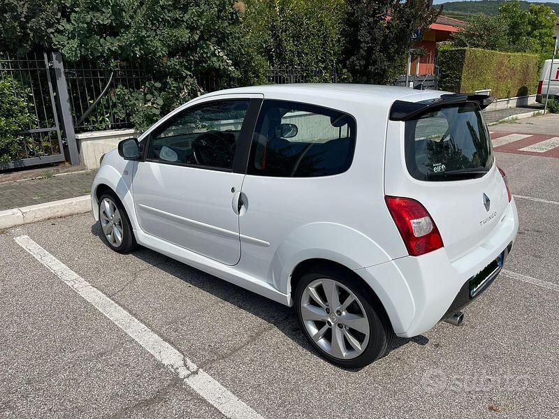 Usata Renault Twingo R.S. 133 CV (97 kW) 2011 Bianco Utilitaria