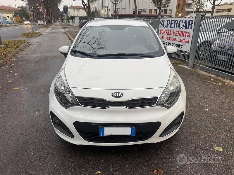 Bianco Usata 2014 Kia Rio Berlina | 5500 € (Ottimo prezzo) - Immagine 1/4