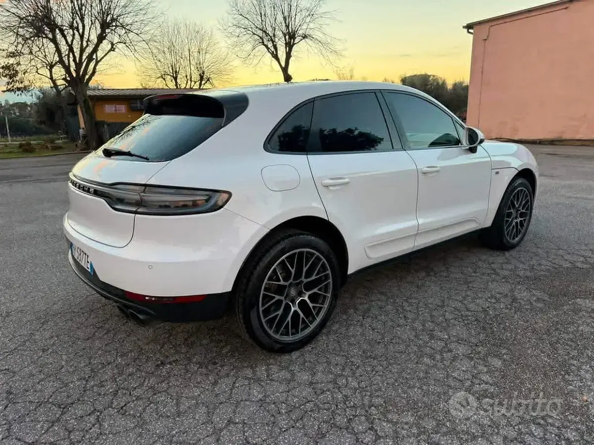 Usata Porsche Macan 252 CV (185 kW) 2018 Bianco SUV