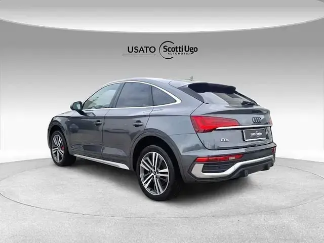 Usata Audi Q5 Sportback S-Line 204 CV (150 kW) 2022 Grigio SUV