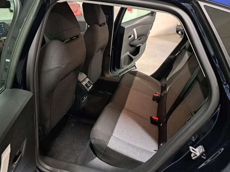 Usata Citroën C4 PureTech 101 CV (74 kW) 2024 Eclipse blue perlato Berlina