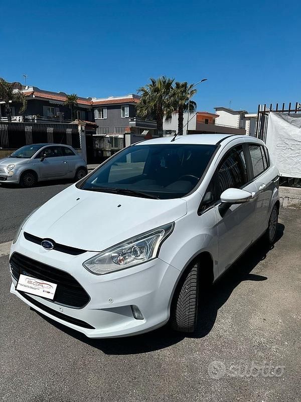 Usata Ford B-MAX Titanium 90 CV (66 kW) 2013 Bianco Monovolume