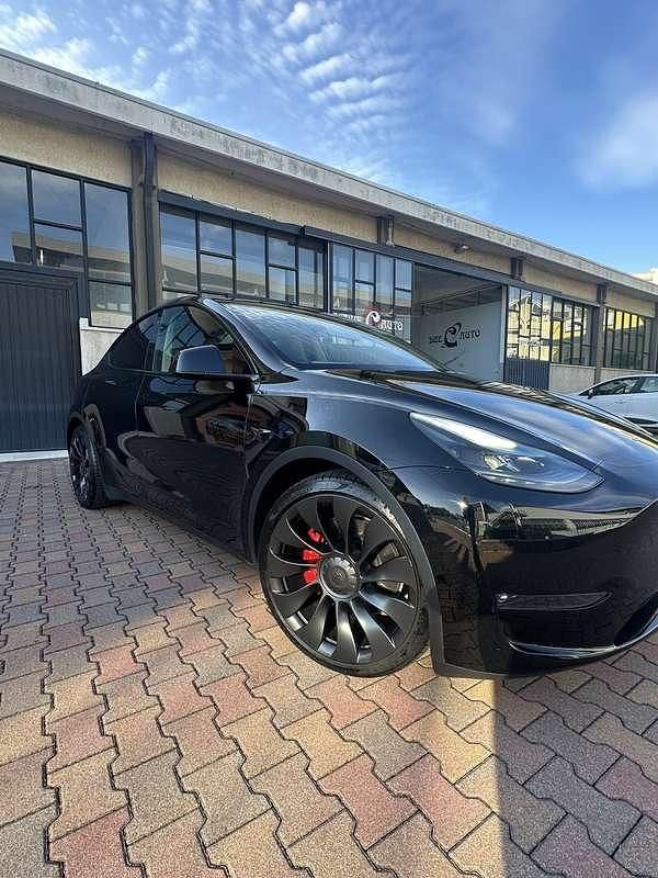 Usata 2023 Tesla Model Y Performance SUV | 37.900 € (Super prezzo) - Immagine 1/4