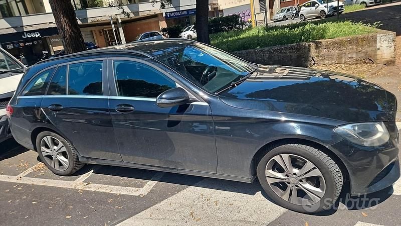 Usata Mercedes C220 Executive 170 CV (125 kW) 2016 Nero Station wagon