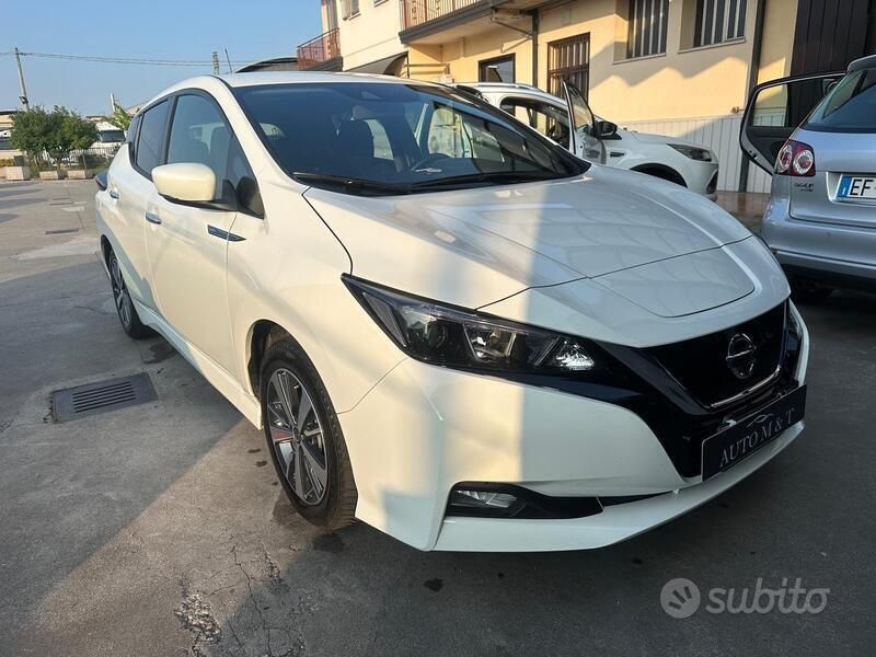 Bianco Usata 2021 Nissan Leaf Due volumi | 14.900 € (Ottimo prezzo) - Immagine 1/4