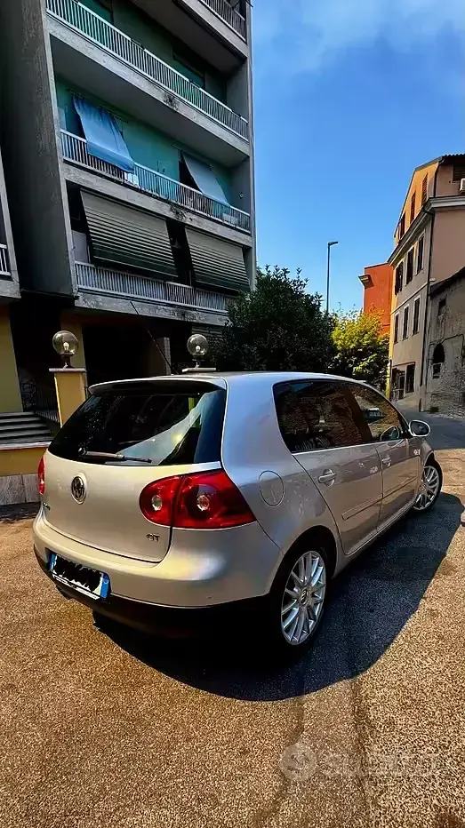 Usata VW Golf IV GT 170 CV (125 kW) 2006 Grigio Berlina