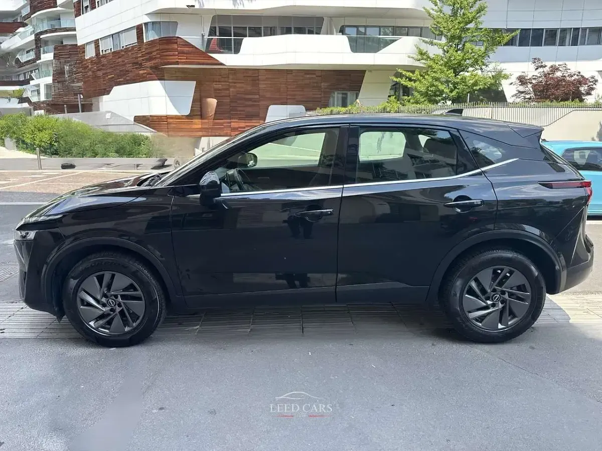 Usata Nissan Qashqai 158 CV (116 kW) 2022 Black metallic SUV