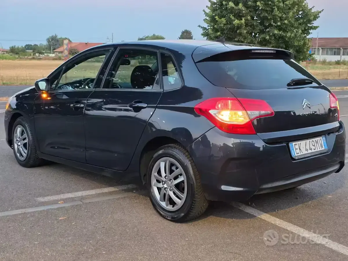 Usata Citroën C4 92 CV (67 kW) 2012 Verde Berlina