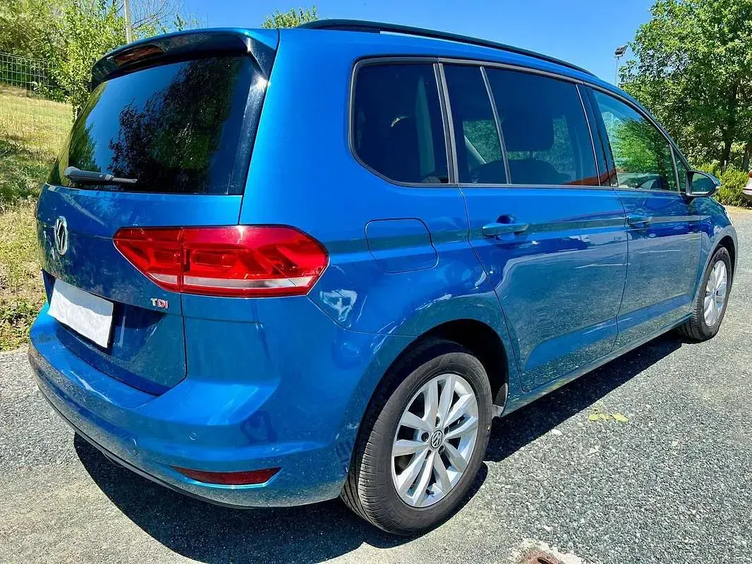 Usata VW Touran Executive 116 CV (85 kW) 2018 Blu/azzurro Monovolume