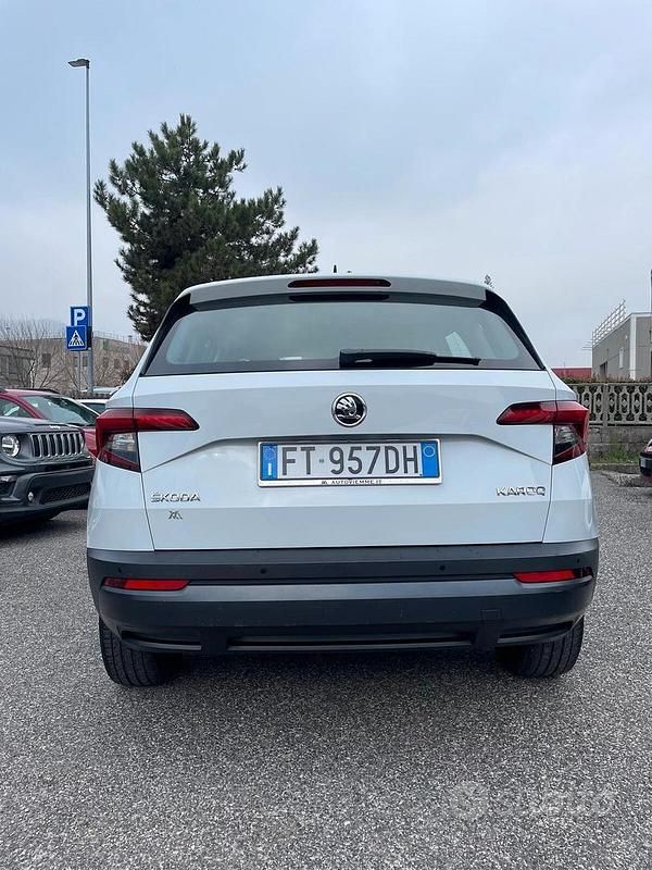 Usata Skoda Karoq Executive 116 CV (85 kW) 2018 Bianco SUV