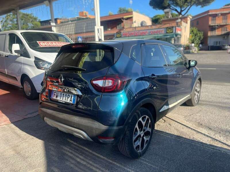 Usata Renault Captur 150 CV (110 kW) 2019 Verde SUV