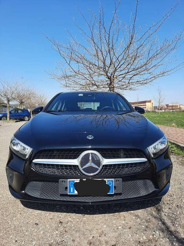 Usata Mercedes CLA180 136 CV (100 kW) 2020 Berlina