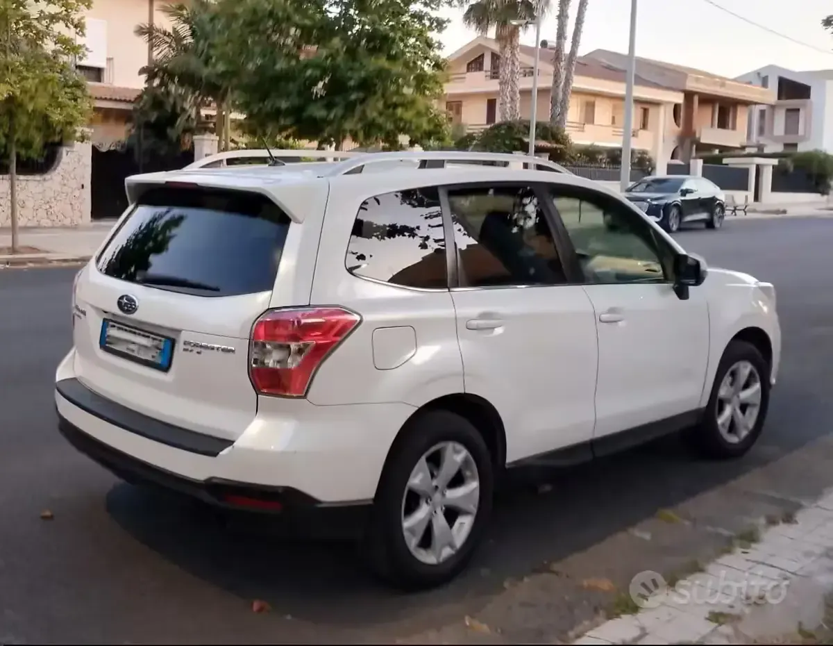 Usata Subaru Forester 150 CV (110 kW) 2014 Bianco SUV