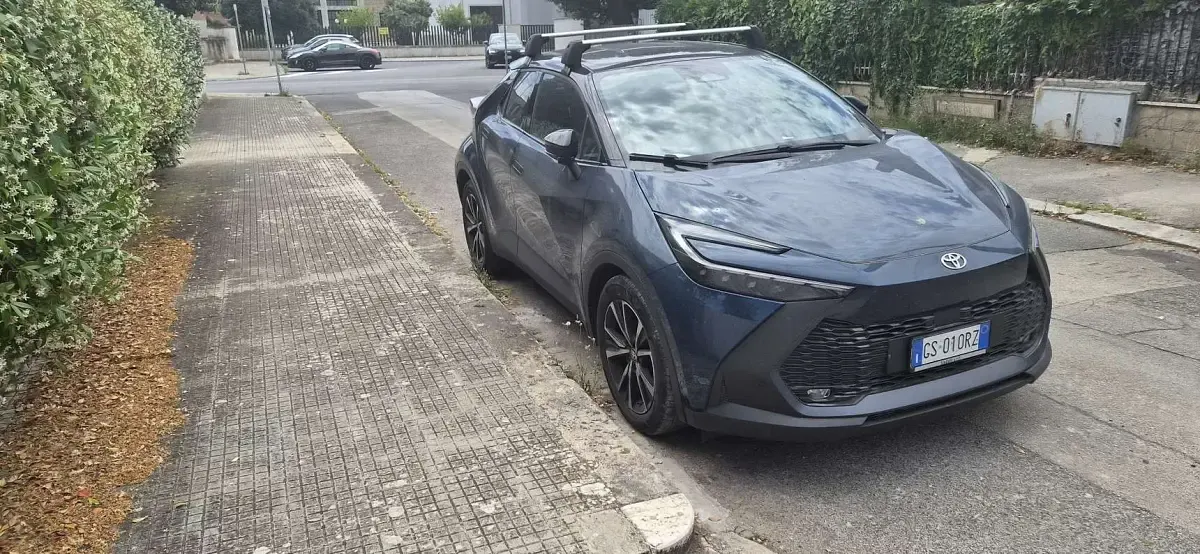 Usata Toyota C-HR Trend 98 CV (72 kW) 2024 SUV