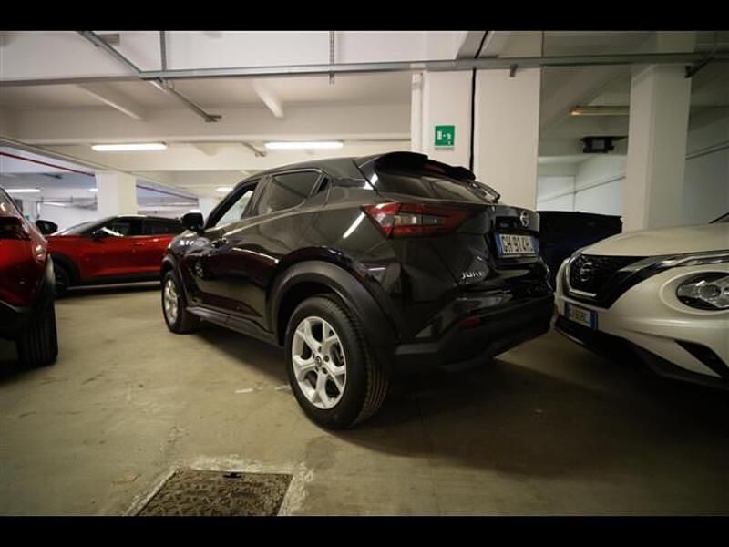 Usata Nissan Juke N-Connecta 114 CV (83 kW) 2022 Grigio SUV