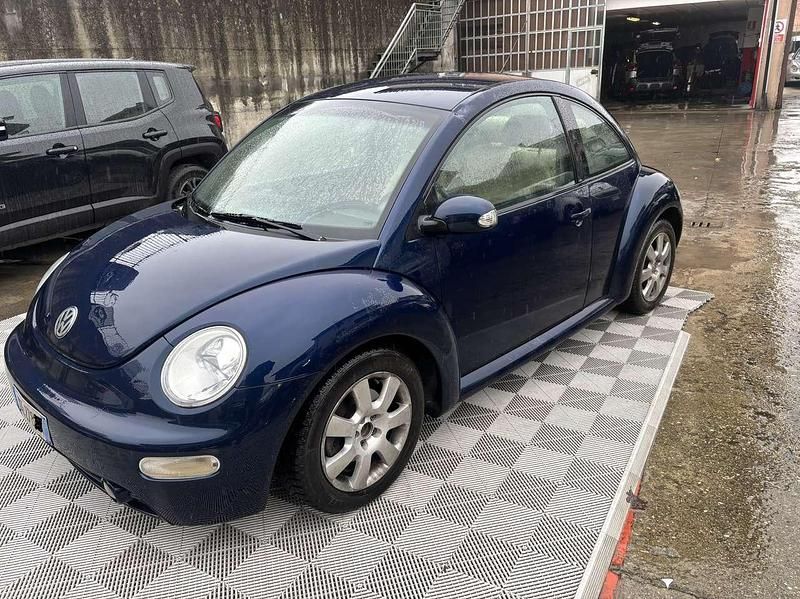 Blu/azzurro Usata 2003 VW Beetle Berlina | 1500 € (Buon prezzo) - Immagine 1/4