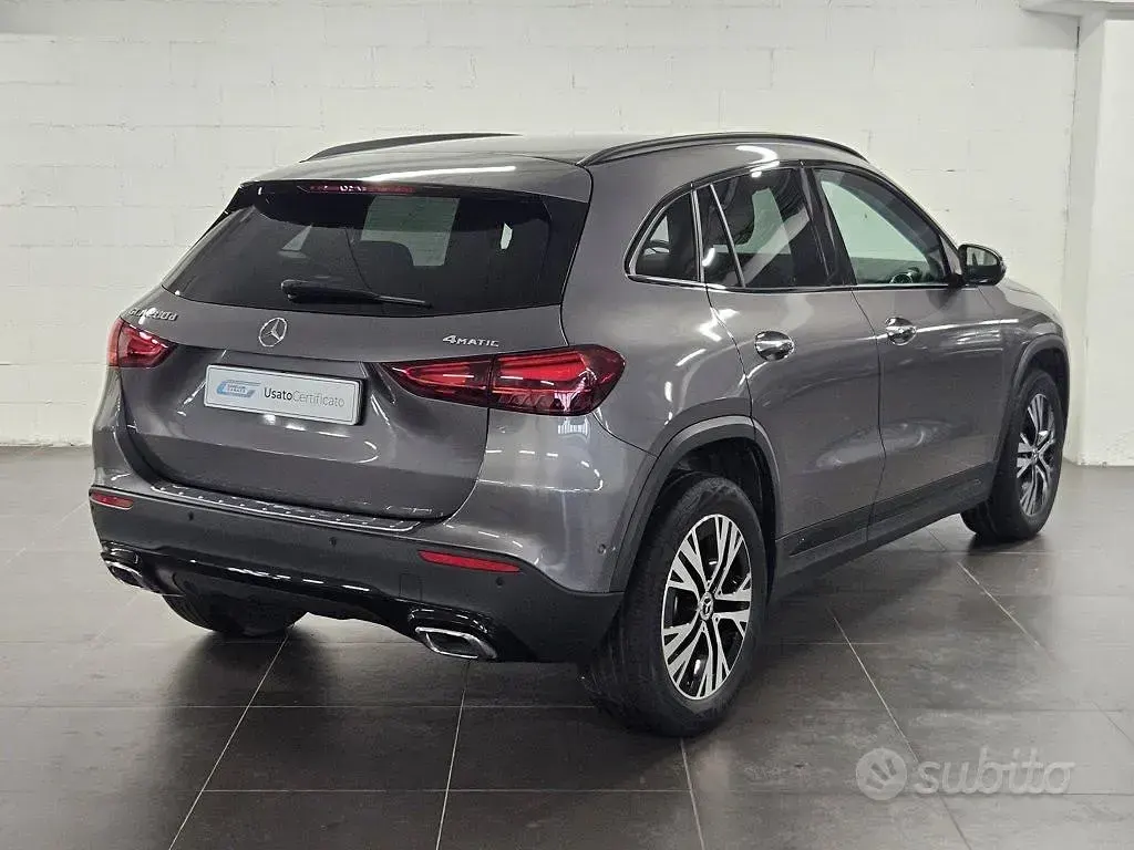 Usata Mercedes GLA200 Advanced Plus 150 CV (110 kW) 2024 Grigio SUV
