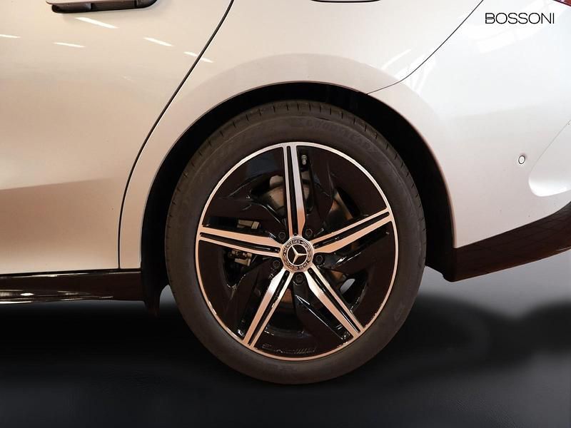 Nuova Mercedes CLA200 Advanced Plus 163 CV (119 kW) 2026 Argento Berlina