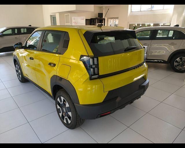 Nuova Fiat Panda Icon 110 CV (80 kW) 2025 Giallo SUV