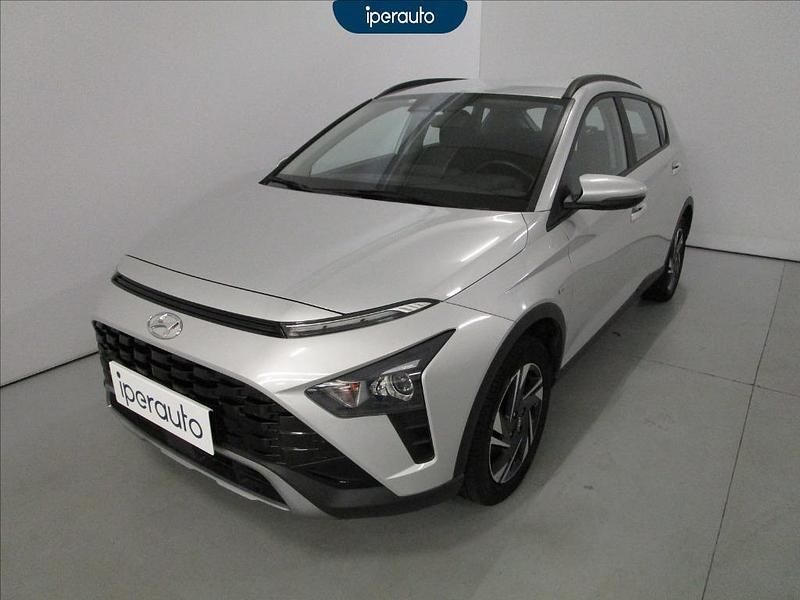 Usata Hyundai Bayon 101 CV (74 kW) 2022 Argento SUV