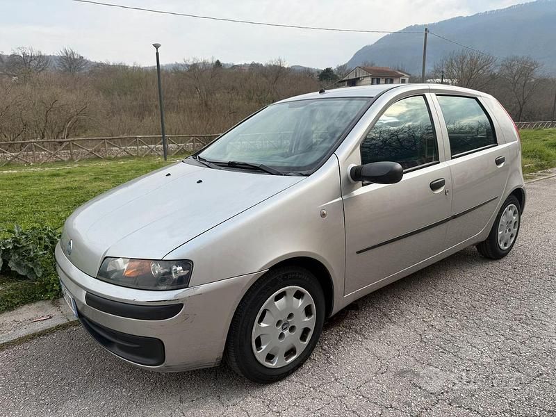 Usata Fiat Punto 2002 Utilitaria