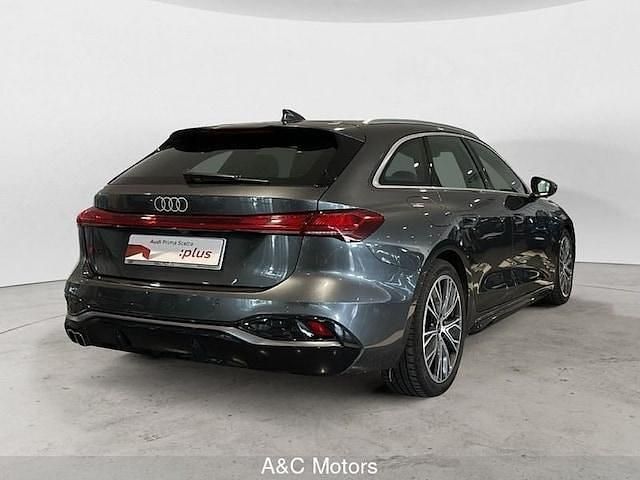 Usata Audi A5 Comfort 204 CV (150 kW) 2024 Grigio Coupé