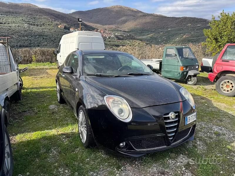 Usata Alfa Romeo MiTo Distinctive 120 CV (88 kW) 2010 Nero Utilitaria