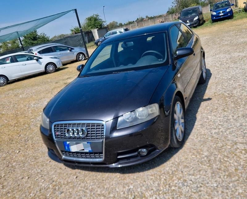 Usata Audi A3 Ambition 105 CV (77 kW) 2009 Grigio Utilitaria