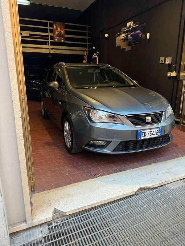 Usata Seat Ibiza Style 90 CV (66 kW) 2013 Blu/azzurro Berlina