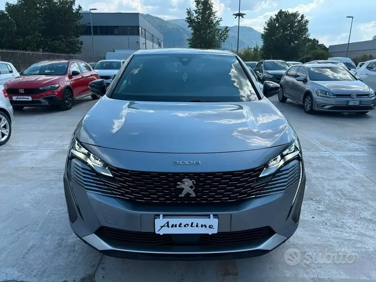 Usata Peugeot 3008 Allure 131 CV (96 kW) 2023 Grigio SUV