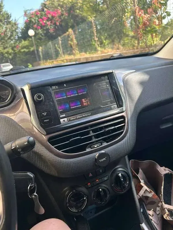 Usata Peugeot 2008 Access 68 CV (50 kW) 2014 Grigio SUV