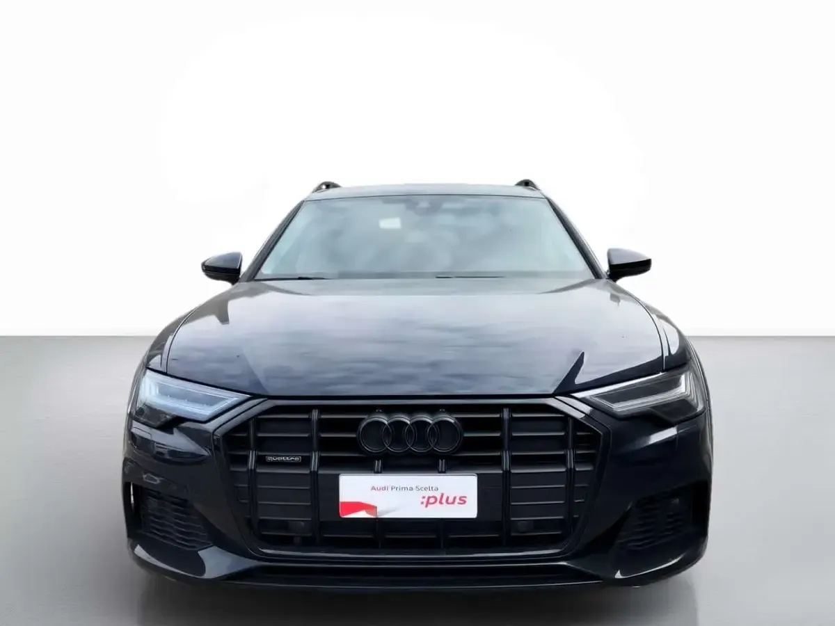 Usata Audi A6 Allroad 204 CV (150 kW) 2024 Blu firmamento metallizzato Station wagon