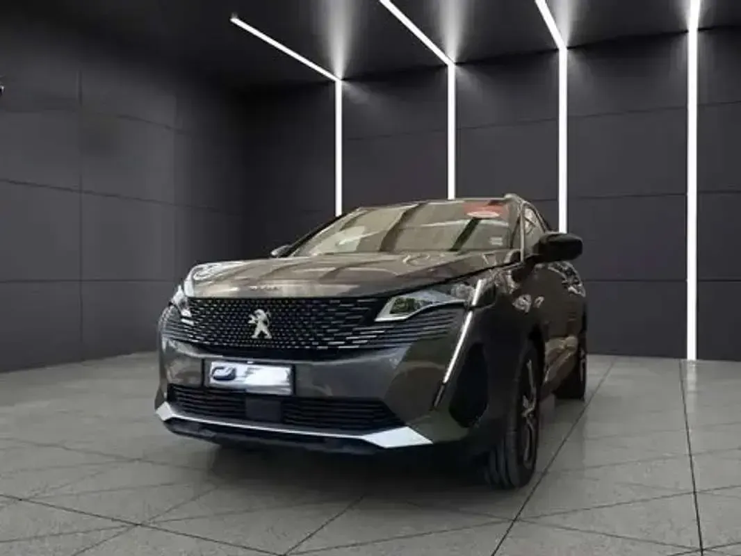 Usata Peugeot 3008 GT 131 CV (96 kW) 2021 Grigio SUV