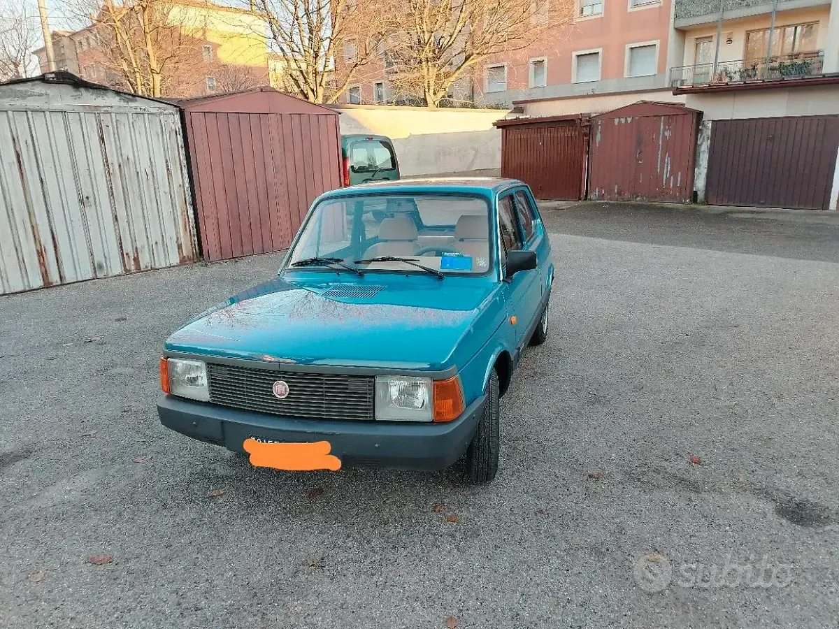 Usata Fiat 127 45 CV (33 kW) 1982 Blu Utilitaria