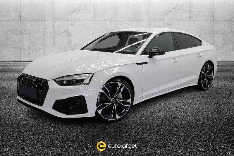 Usata Audi A5 S-Line 204 CV (150 kW) 2024 Bianco metallizzato Berlina